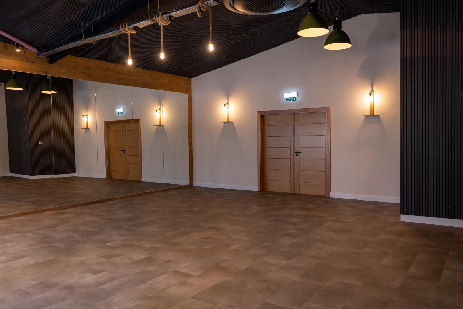 Dance studio full floor